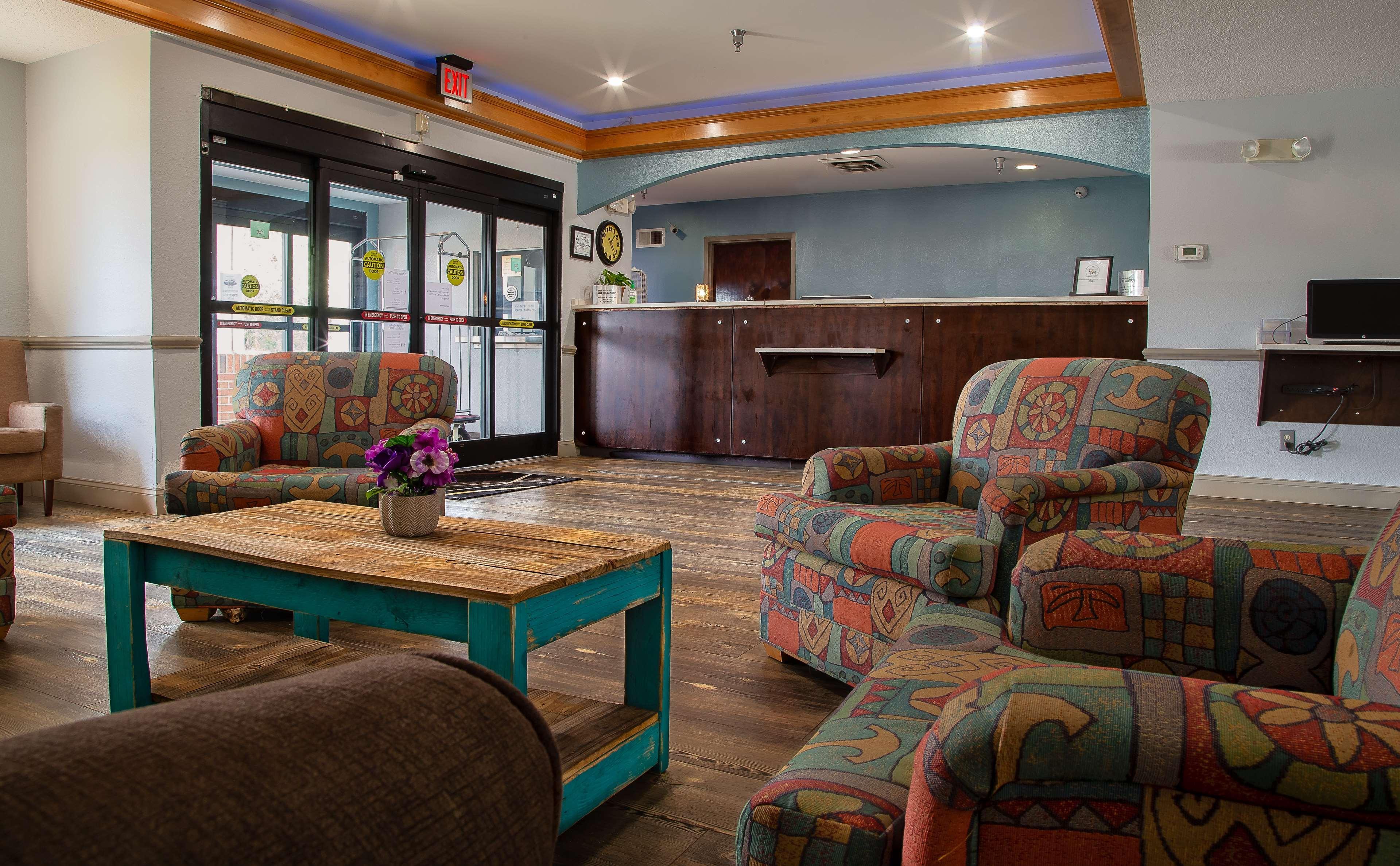 Surestay Plus Hotel Tarboro Экстерьер фото