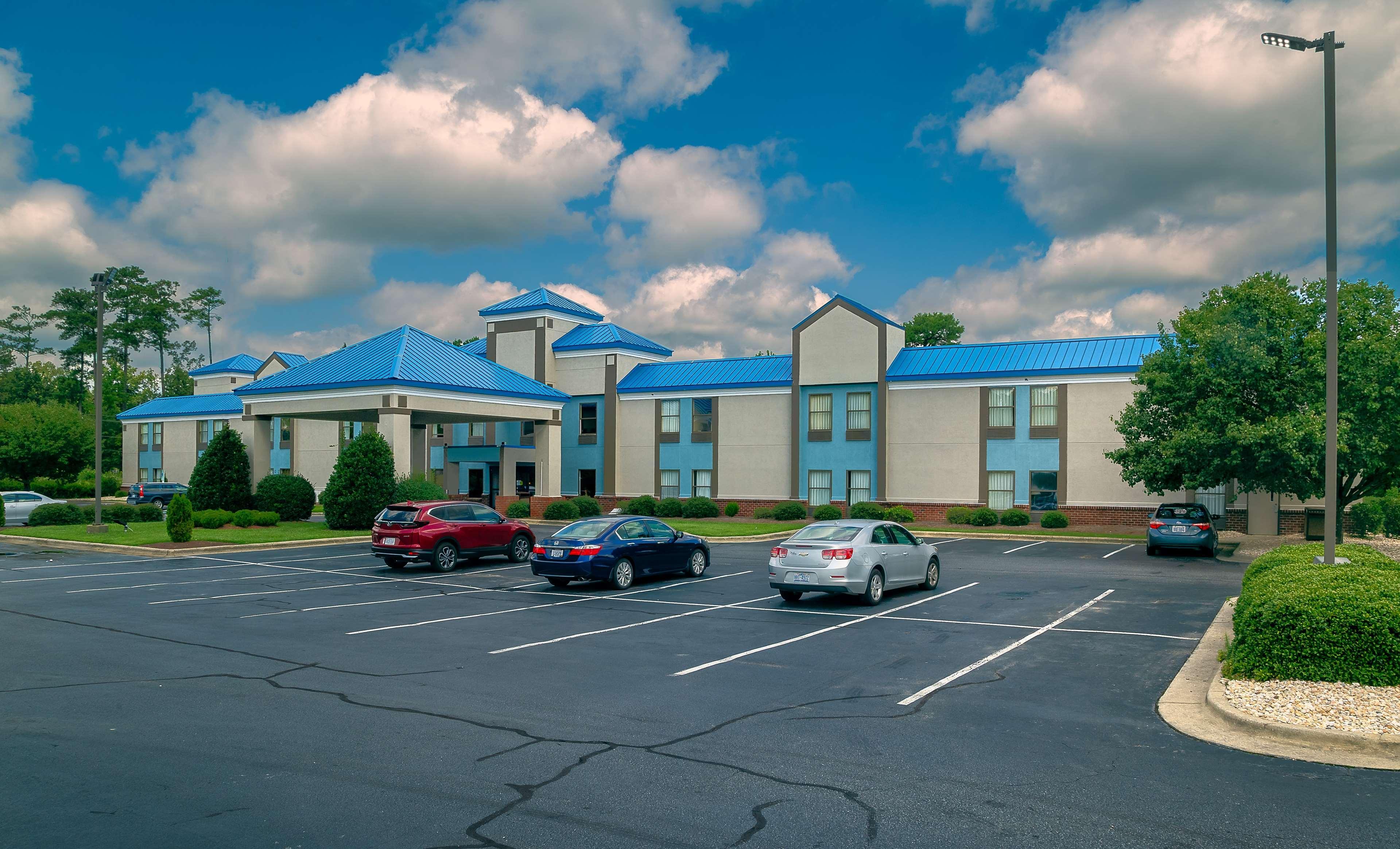 Surestay Plus Hotel Tarboro Экстерьер фото