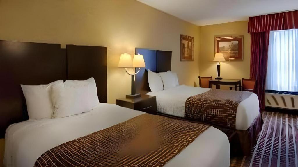 Surestay Plus Hotel Tarboro Экстерьер фото